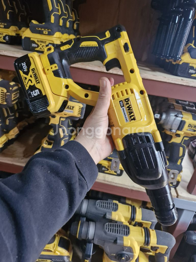디월트충전함마드릴DCH133AVR A급 A31번 앙카드--8