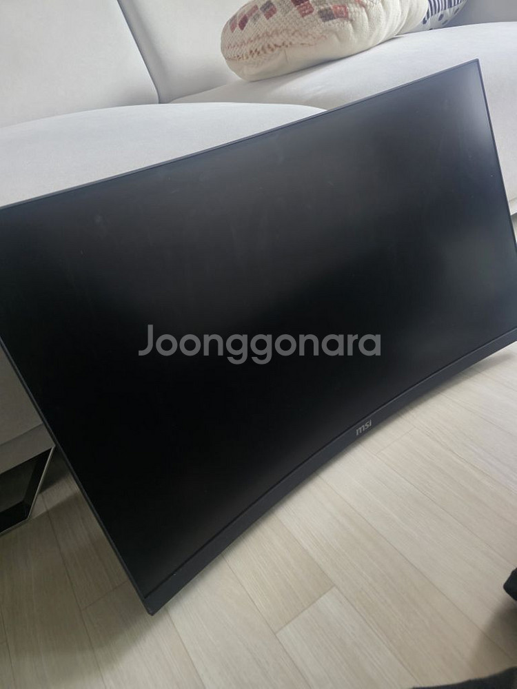 msi 32인치 모니터 팝니다--4