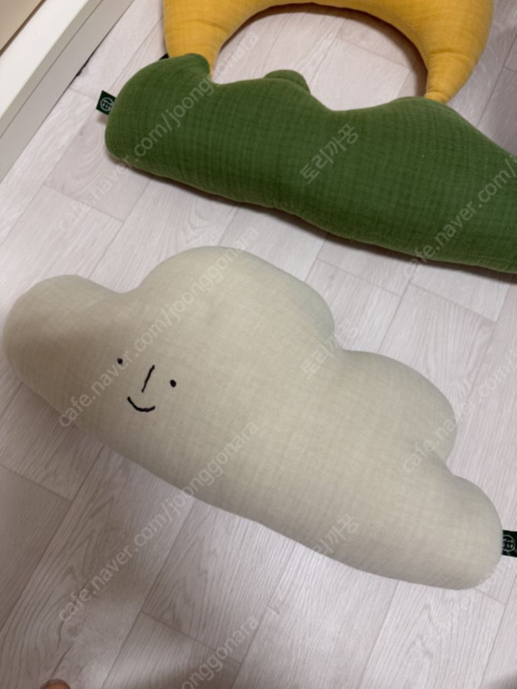 몬에떼 쿠션 3개--3