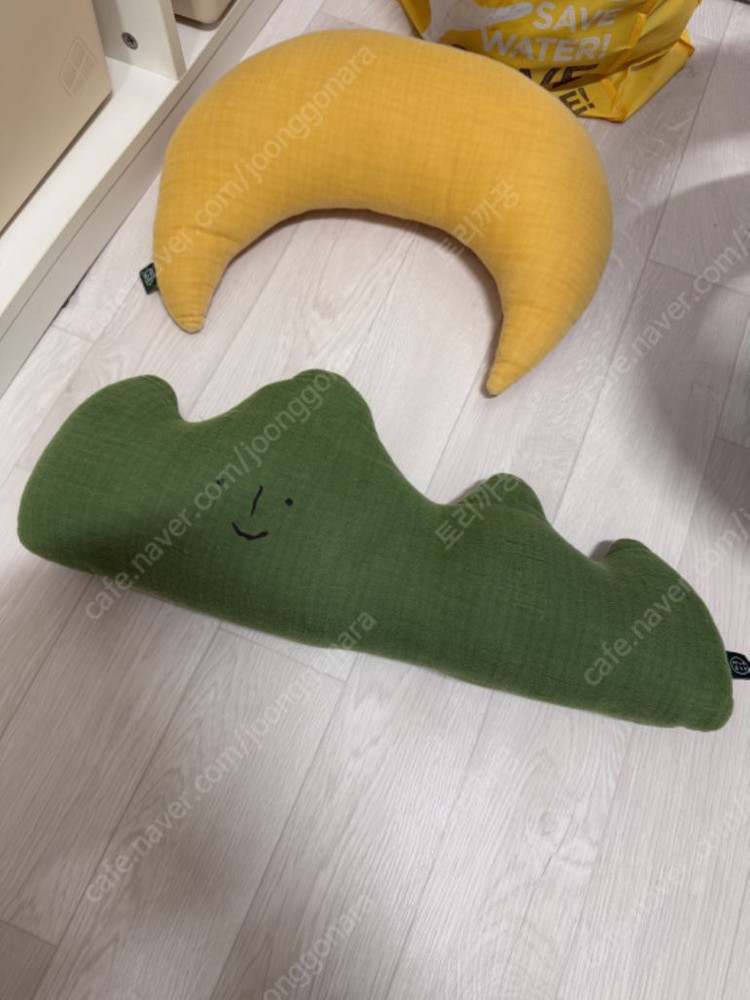 몬에떼 쿠션 3개--6