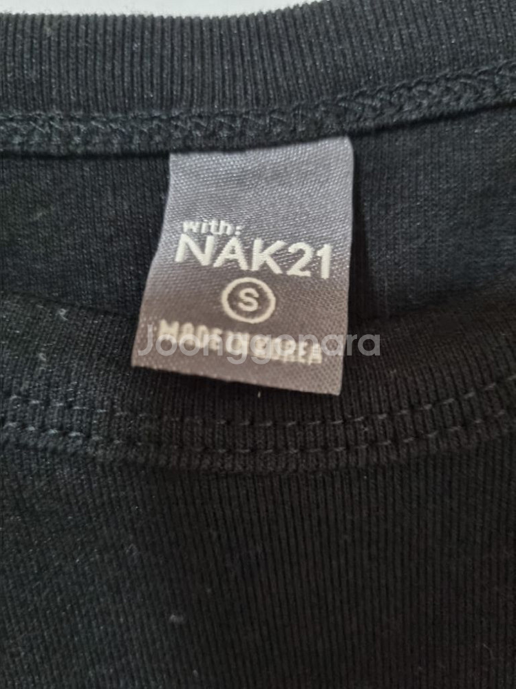 NAK21 블랙 민소매 티셔츠--1