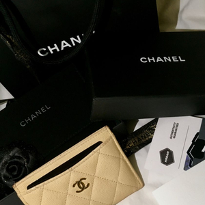 샤넬 클래식 카드지갑
