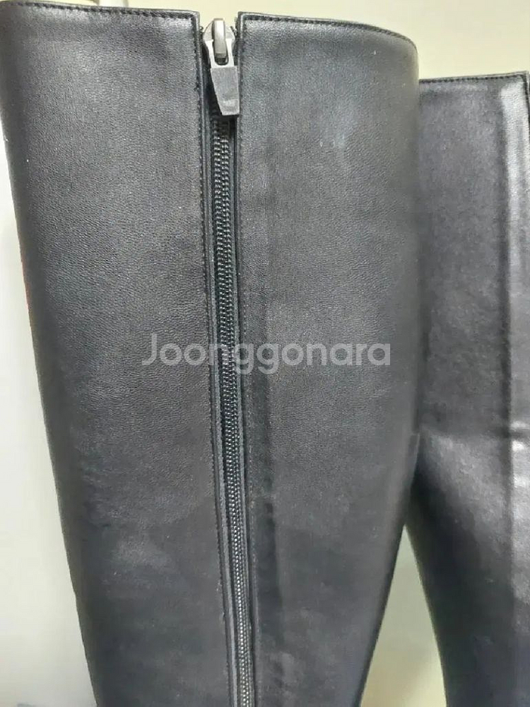 (여성부츠) 검정 롱부츠 싸이즈240 팝니다(무료배송)--7