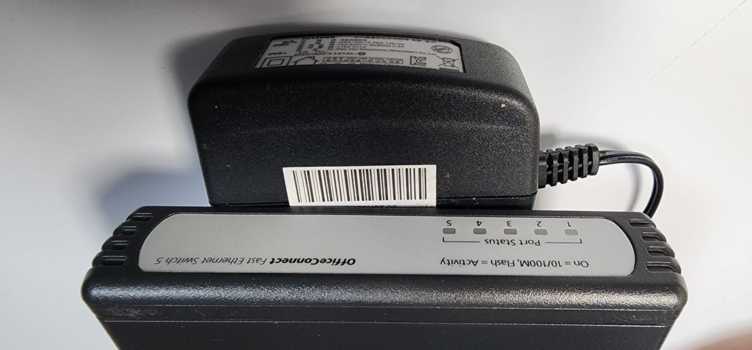 3Com_5포트 고속이더넷 스위치 유선공유기,택포--1