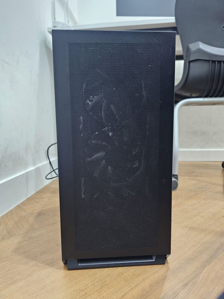 조립컴퓨터 본체 팝니다! i7-13700,gtx1660