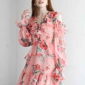 구해요/유어인바이티드 Mimosa ruffle dres