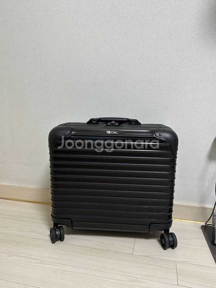 리모와 오리지널 컴팩트 블랙--0