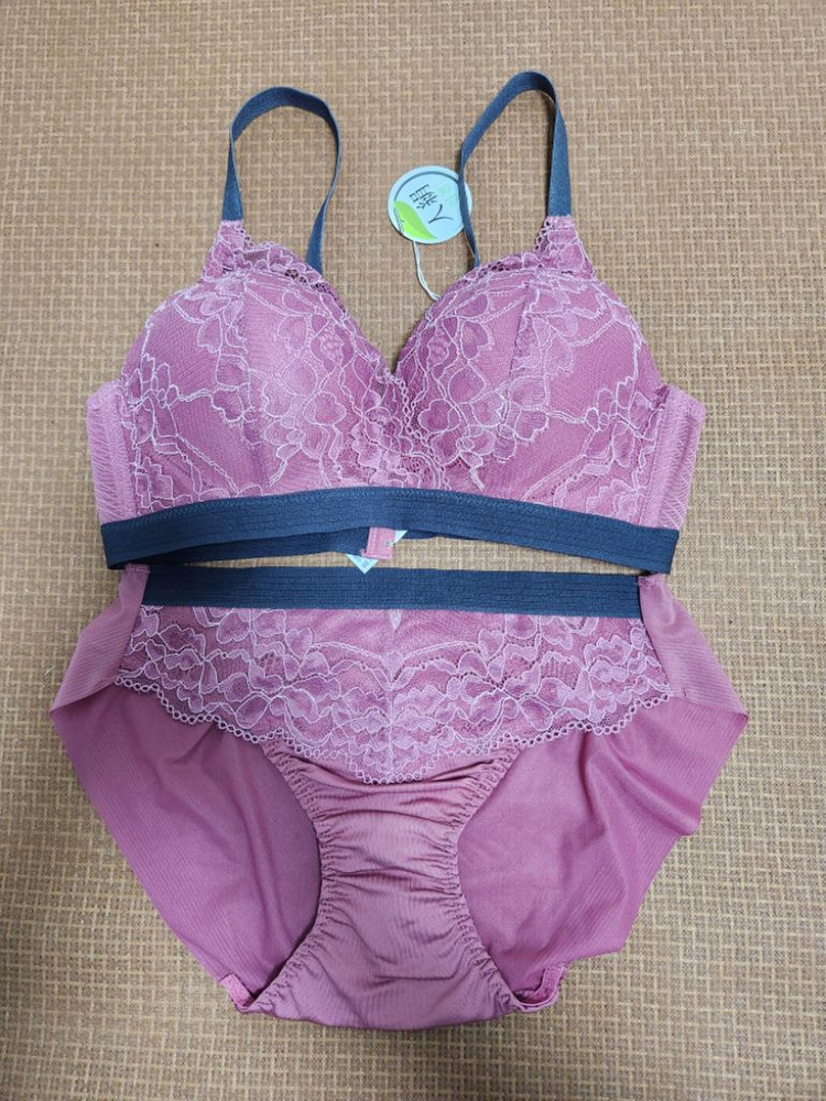 빅토리아 스튜디오 브라 & 팬티 4세트 35,000원 이미지