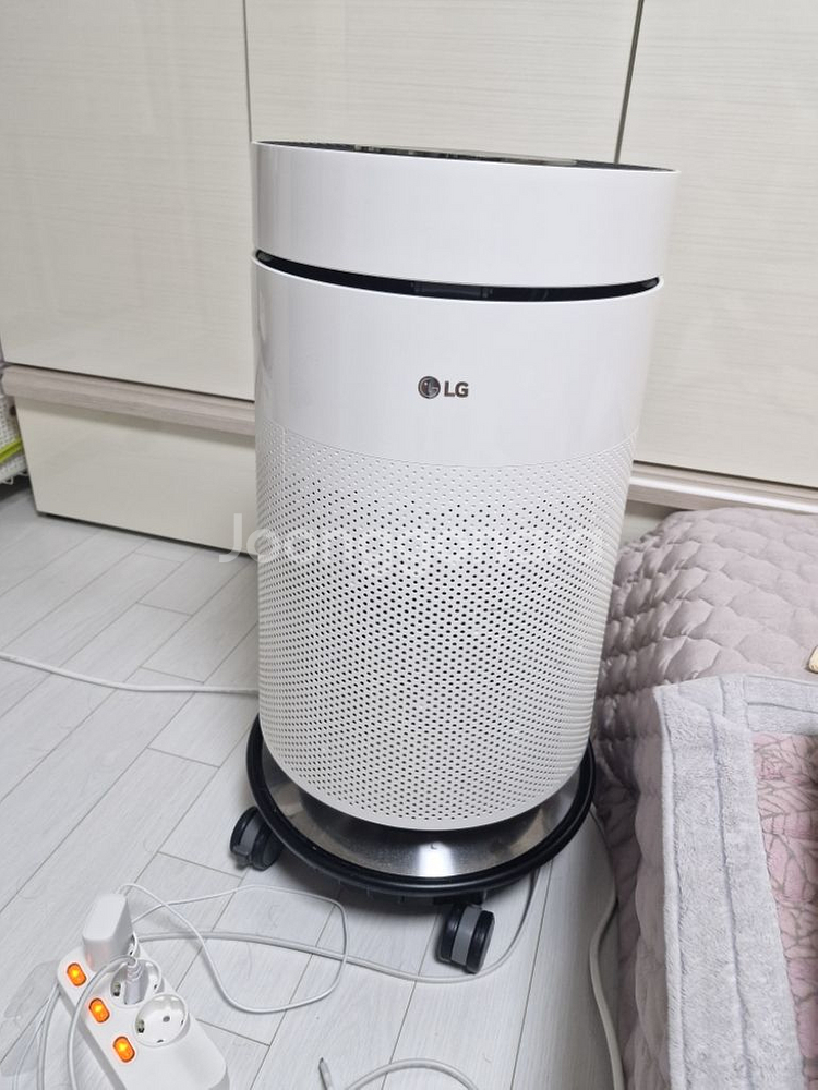 LG 퓨리케어 청정기(18년식) 판매합니다.--3