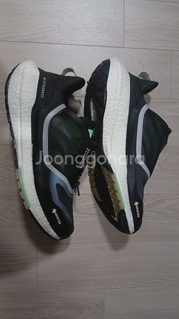 아디다스 울트라 부스트 22 고어텍스 GX9147--1
