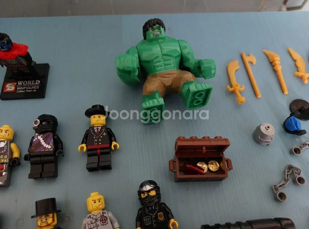 (정품)옛날 레고 피규어들 각종무기들 일괄 판매합니다--4