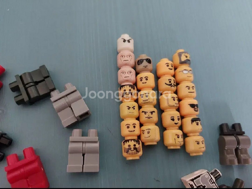 (정품)옛날 레고 피규어들 각종무기들 일괄 판매합니다--8