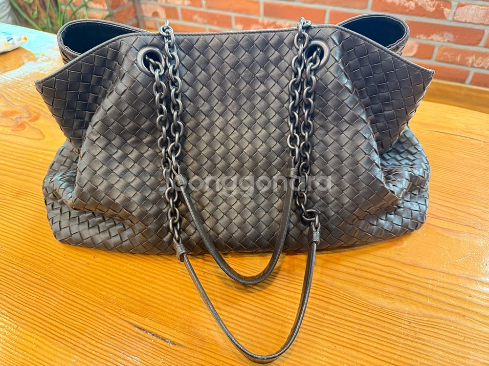 정품 보테가베네타 체인 숄더백--2