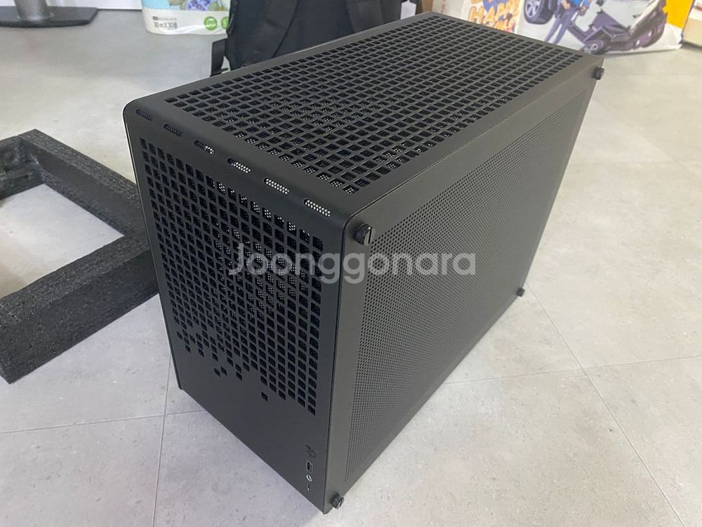 존스보 Zonsplus Z20 블랙 컴퓨터 케이스--1