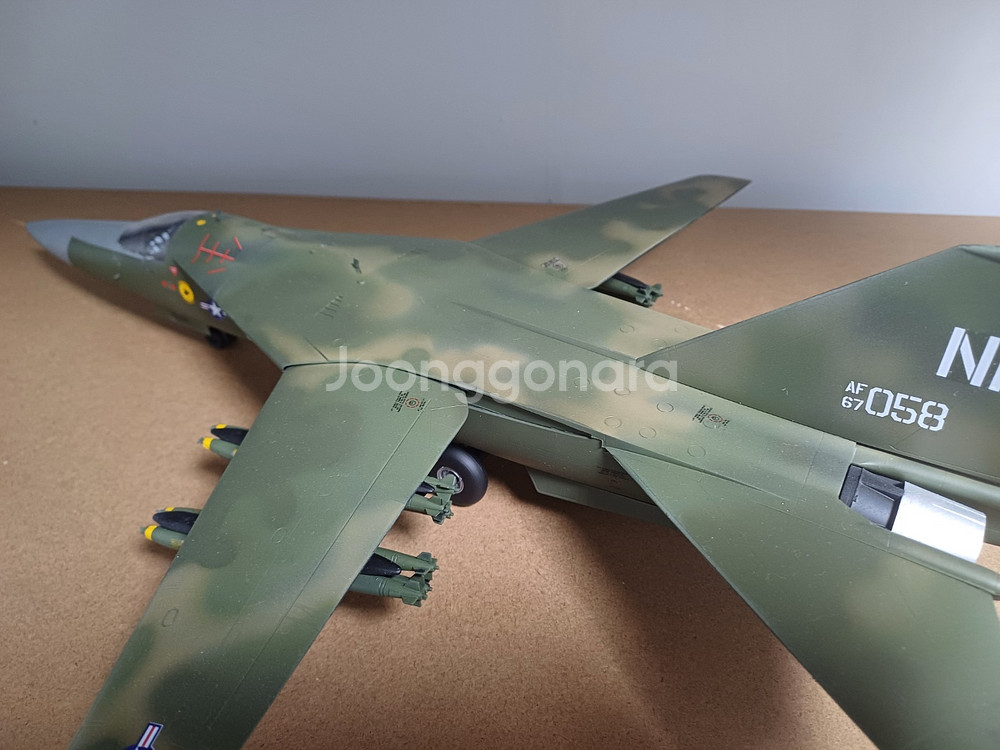 (밀리터리 프라모델) 미공군 F-111A 아드바크폭격기--1