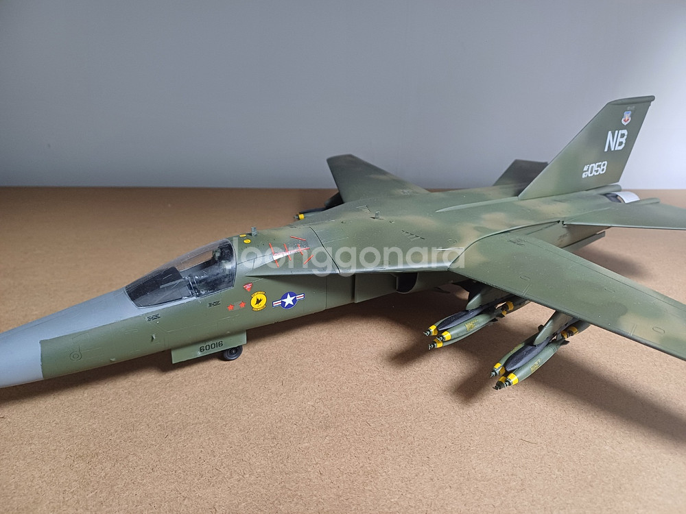 (밀리터리 프라모델) 미공군 F-111A 아드바크폭격기--2