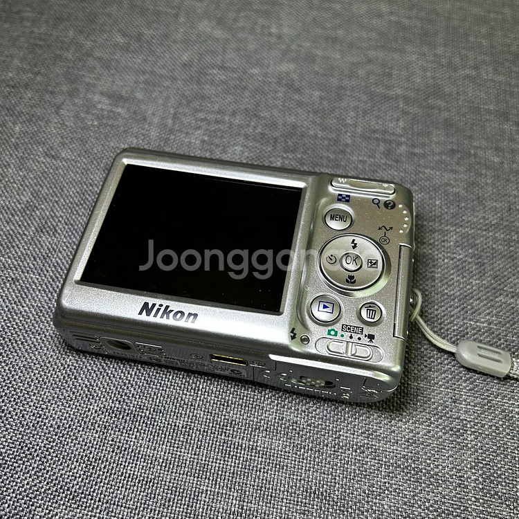 빈티지 카메라 디카 니콘 쿨픽스 L12--1
