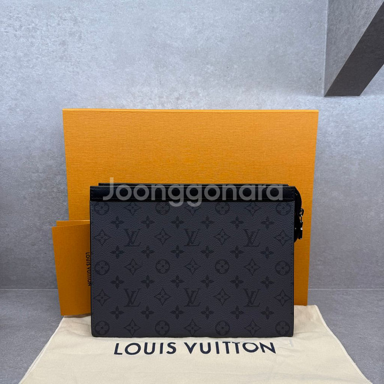 루이비통 이클립스 리버스 모노그램 보야주 클러치--0