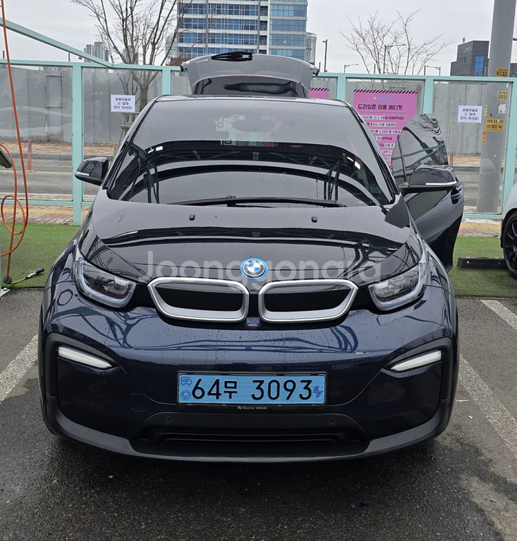 BMW i3 룩스 120암페어 3세대 전기차--2