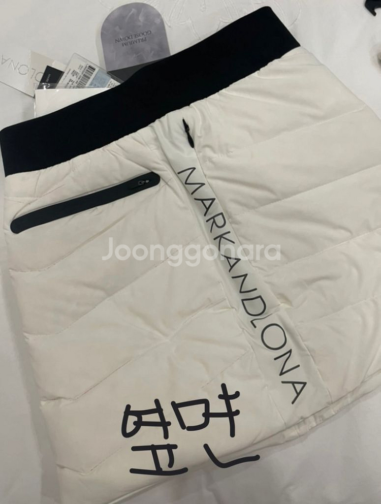 마크앤로나 골프 패딩 경량 치마 새제품--1