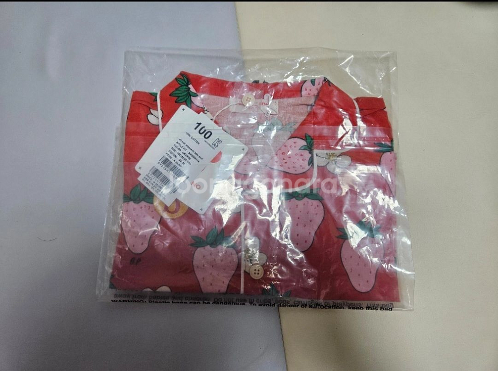 베베드피노100딸기셔츠(새상품)--1