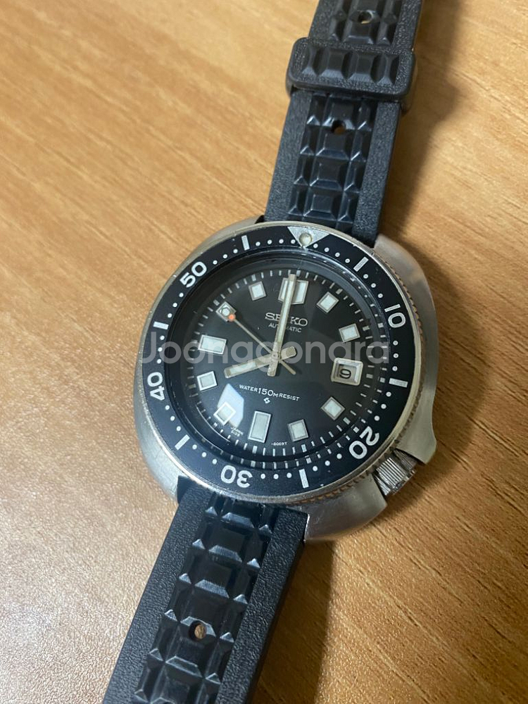 세이코 6105-8110--2