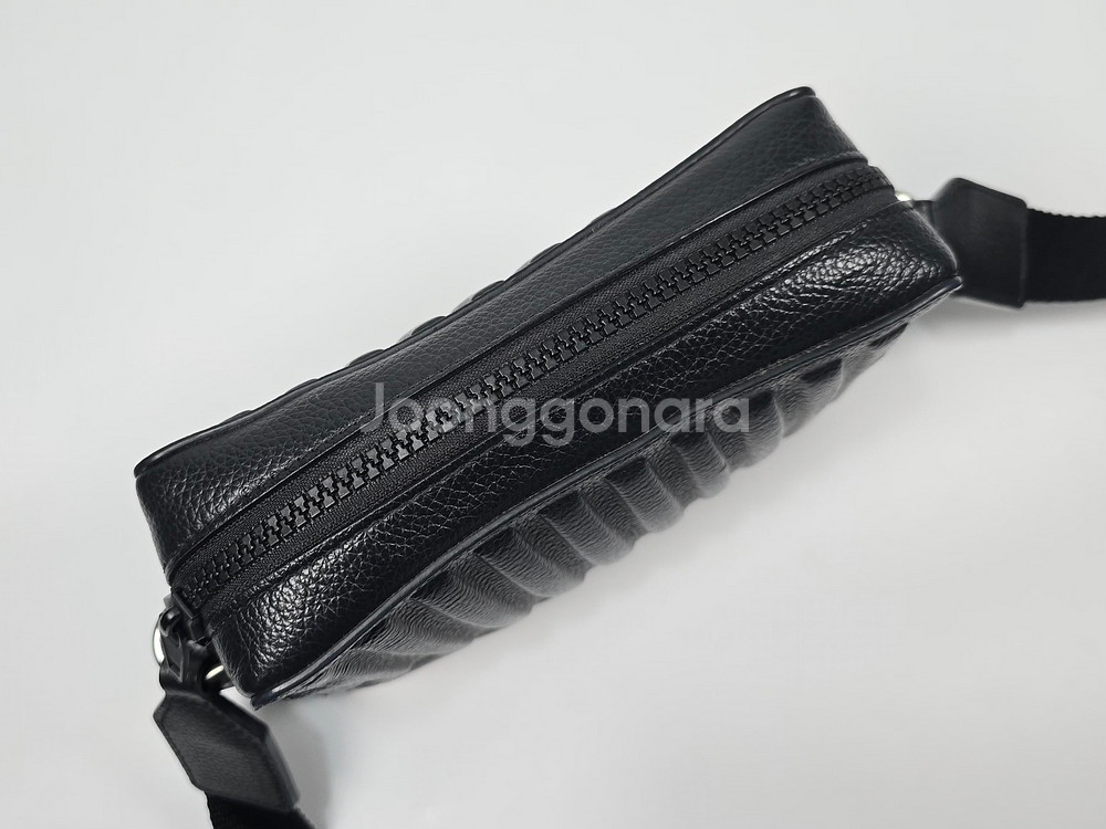 발렌시아가 그레인 카프스킨 CAR 카메라백--6