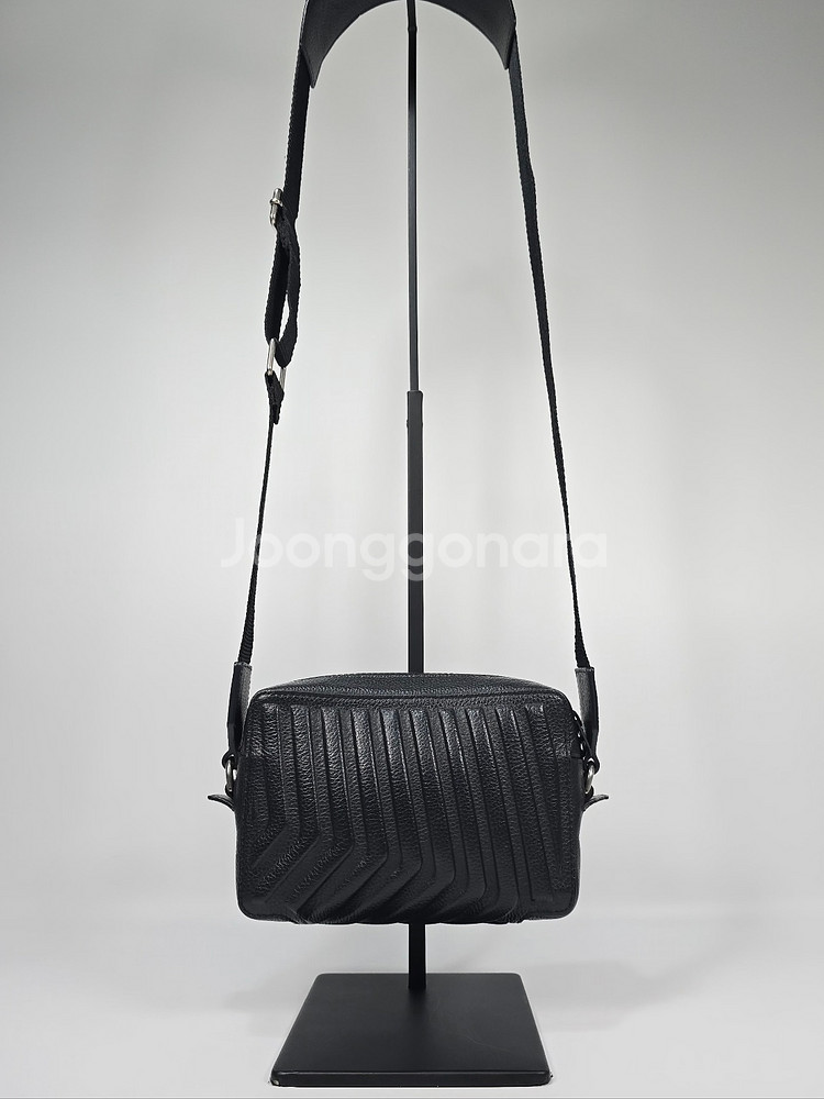 발렌시아가 그레인 카프스킨 CAR 카메라백--2