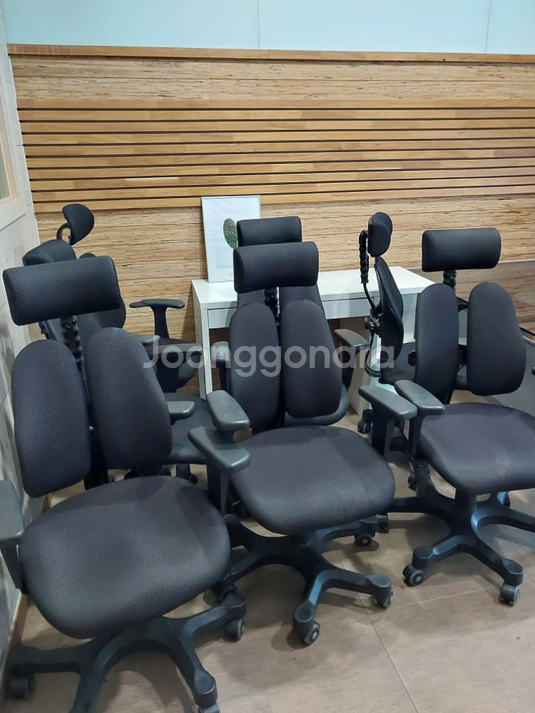 파티션,책상,의자,원탁,회의테이블,이동서랍장,칠판,책장--4