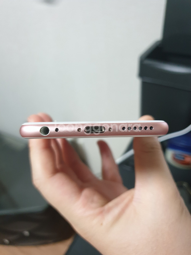 아이폰6s 64기가 팝니다--3