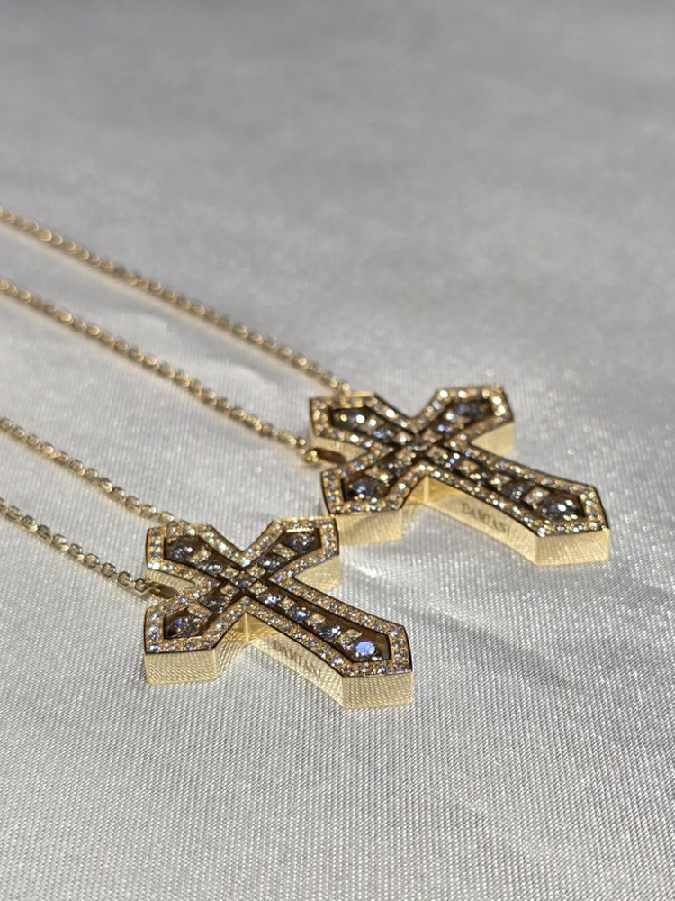 18K GOLD 옐로우골드 D 벨에포크 크라운 L목걸이--7