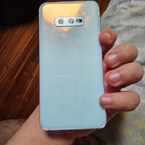 갤럭시 s10e 화이트