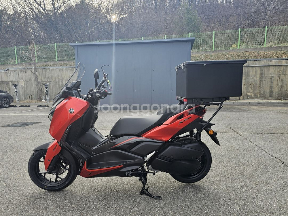 XMAX300 2025년식 배달 오토바이--1