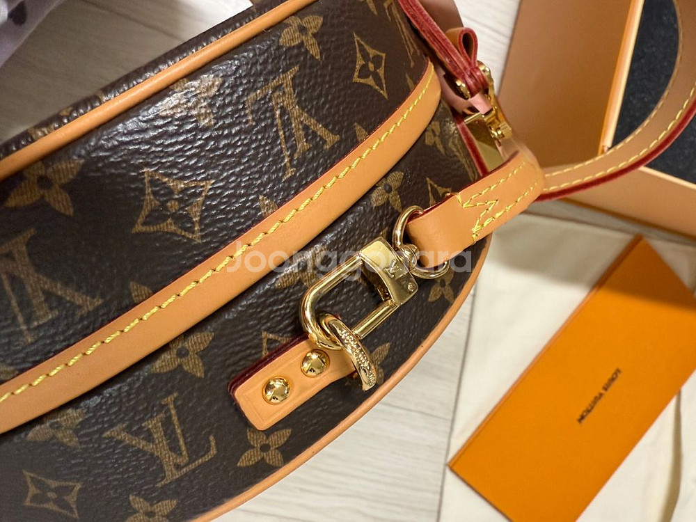 루이비통 탬버린백--7