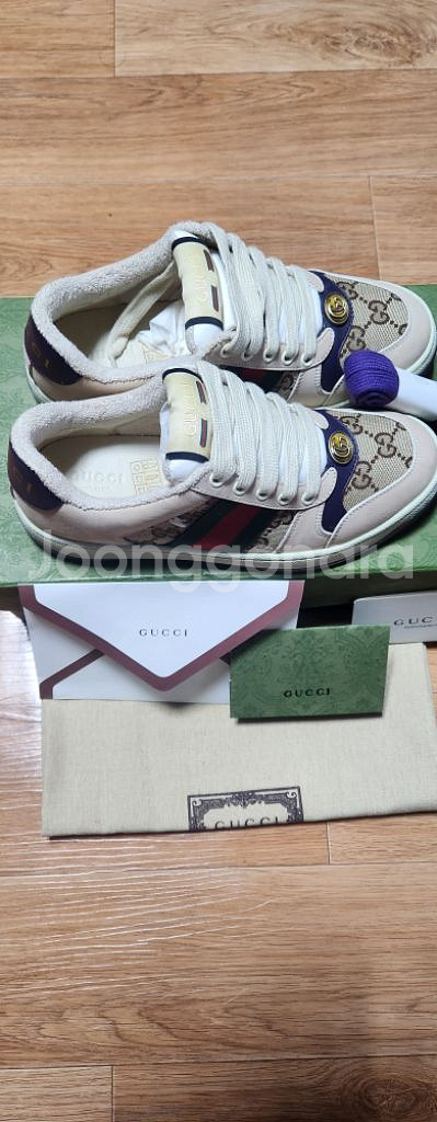 GUCCI GG스니커즈(운동화)/정품/새상품/남.여공용--1