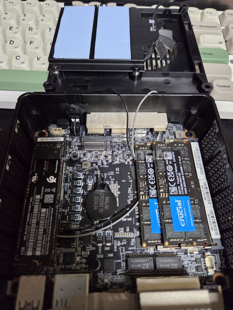 um880 pro 8845hs 미니pc--7