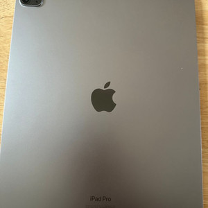 아이패드 프로 6세대 12.9인치 판매중입니다 풀박스