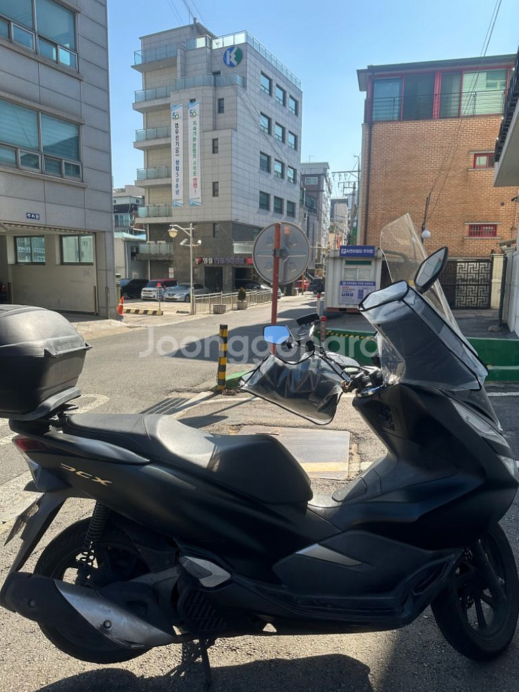 pcx125 20년식 판매합니다--2