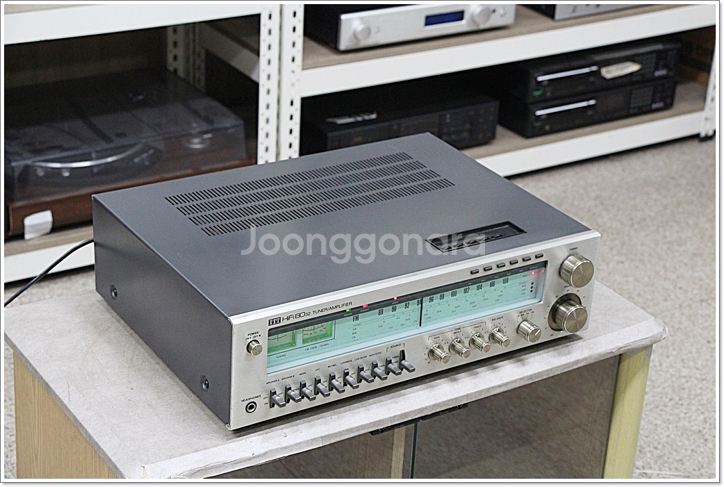 ITT(독일) 녹턴형 아날로그 리시버 HiFi 8032--5