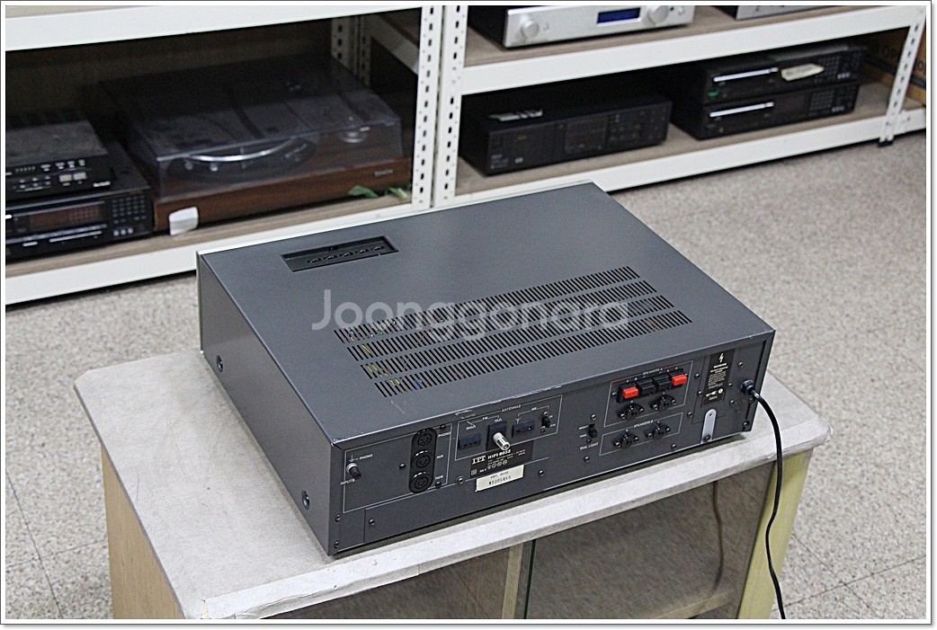 ITT(독일) 녹턴형 아날로그 리시버 HiFi 8032--8