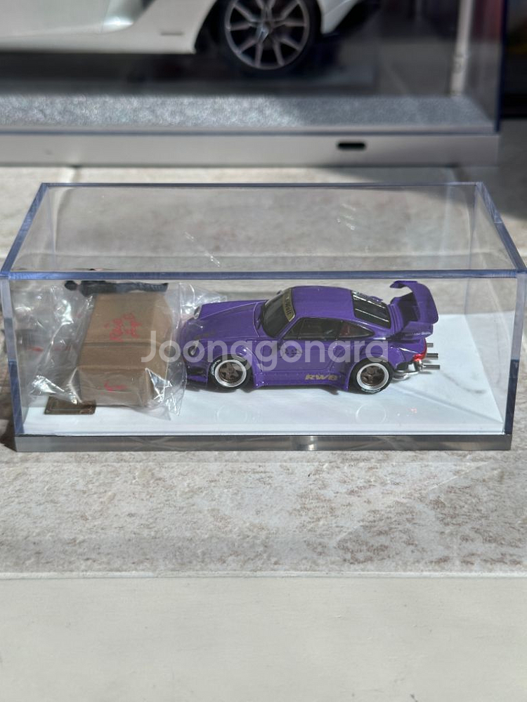 1:64 스타모델 RWB--0