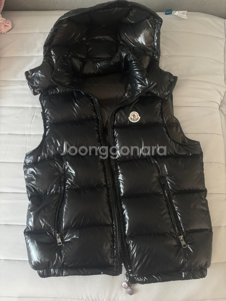몽클레어 보르메스 조끼패딩 4사이즈--0