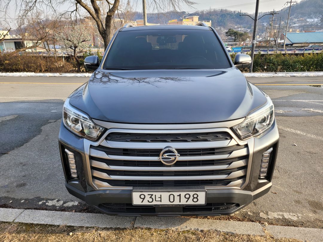 완전무사고 더뉴렉스턴스포츠2.4만km 판매합니다