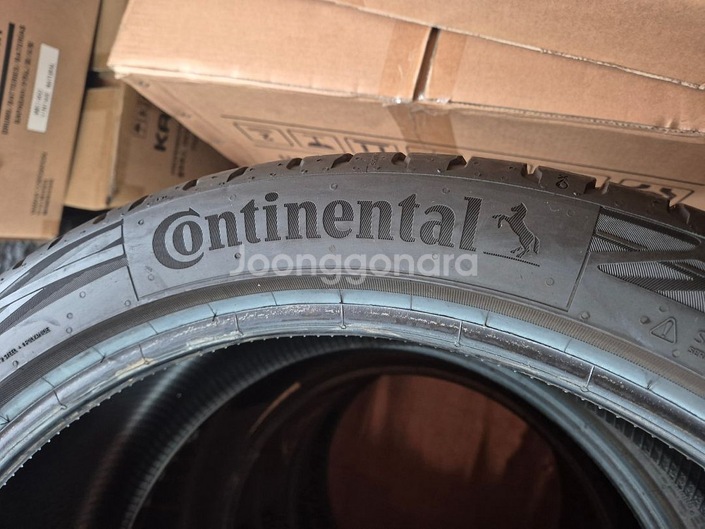 콘티넨탈 245/40R/20 타이어--3
