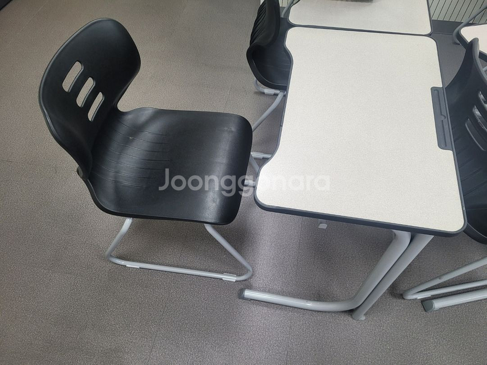 학원책걸상--1