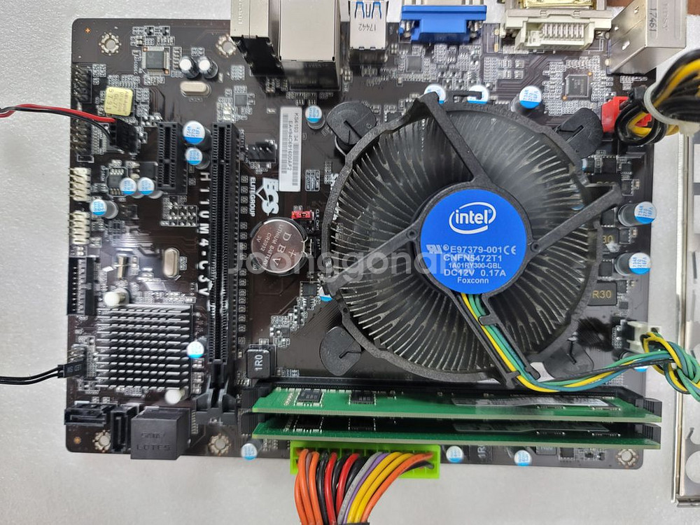 인텔 i3-6100 H110M 삼성8기가램--2
