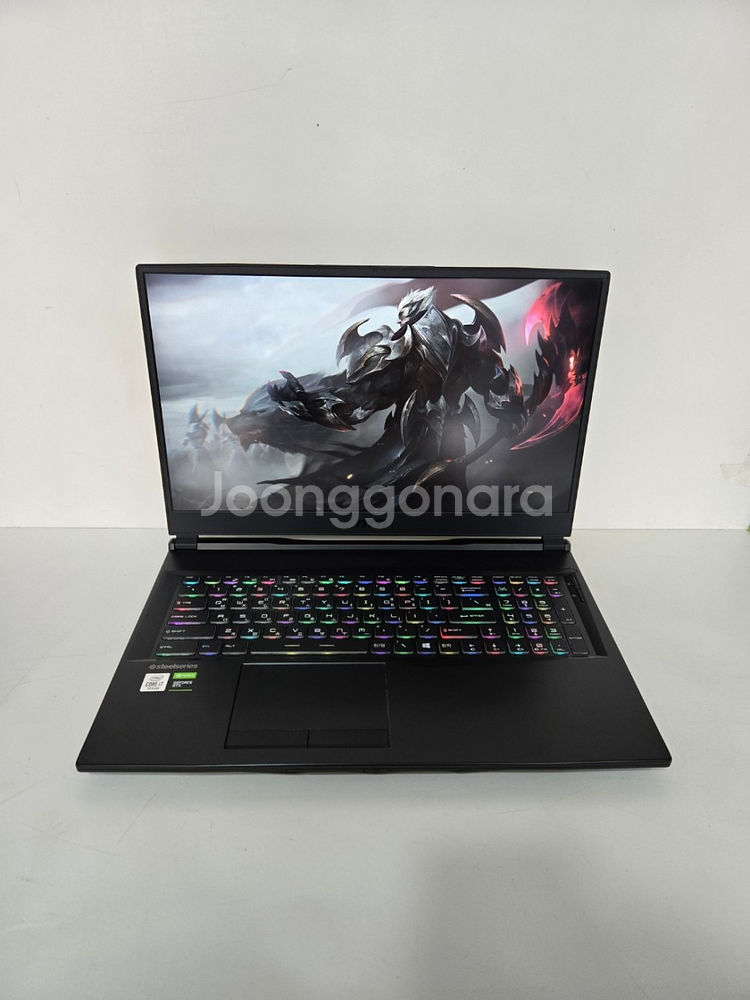 773번 MSI 17인치 게이밍 그래픽작업용 중고노트북--0