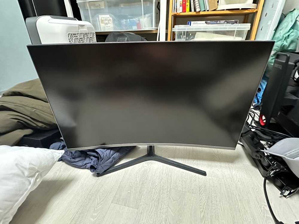 삼성 32인치 커브드 144모니터 이미지