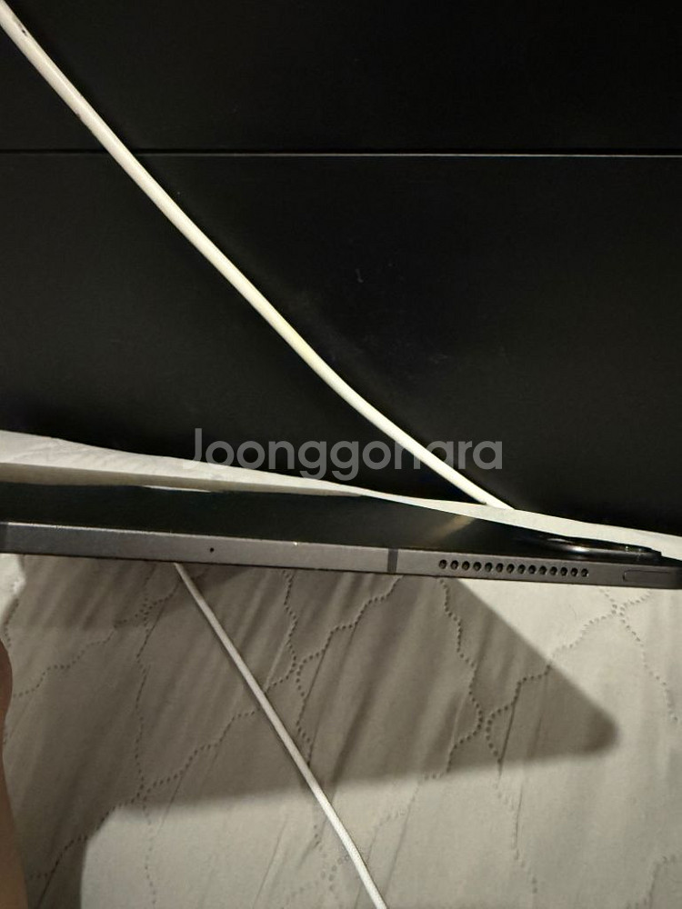 아이패드 13인치 M4 1TB 셀룰러+매직키보드--2
