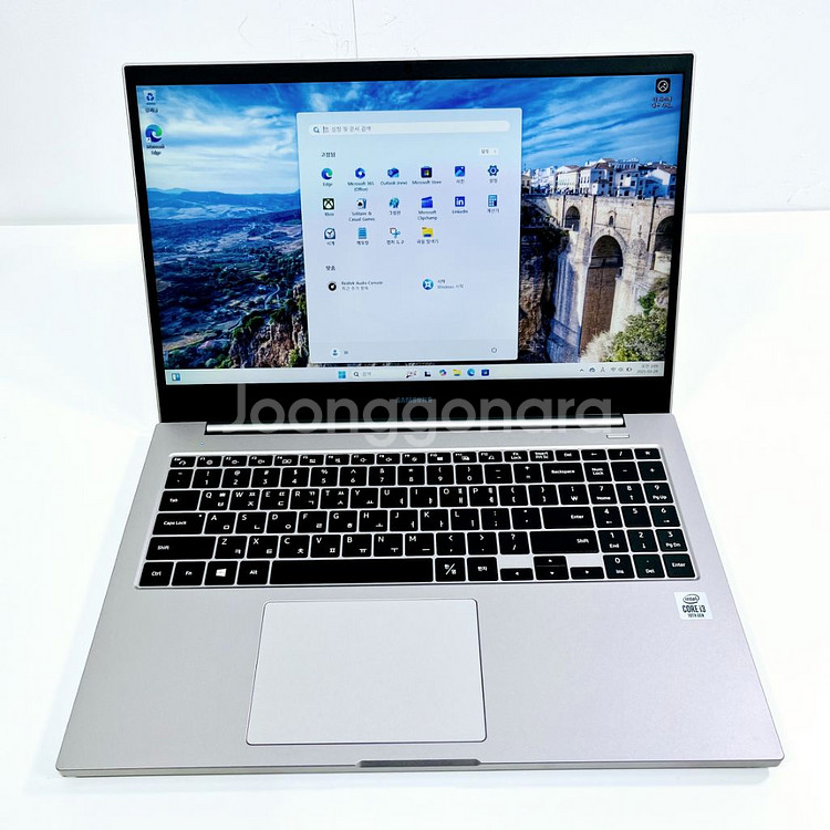 i3 10세대 램8기가 SSD256기빈 삼성 노트북--1